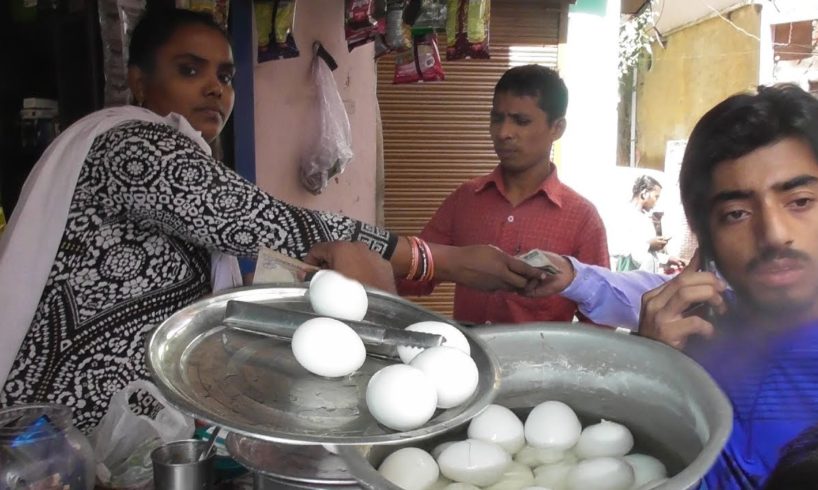 Delhi Lady Manages All - It's a Breakfast time in Delhi - Double Egg Bread Omelette @ 30 rs