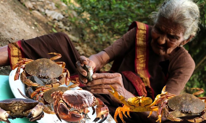 Granny's CRABS Fry | Big Crabs Roast | Delicious Crabs Recipe by Granny
