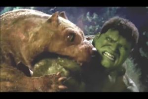 Hulk vs Monster Dogs - Fight Scene HD