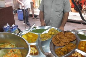 Paranthe Wali Gali - Famous Delhi Paratha - Perfect Tasty Breakfast - Indian Street Food