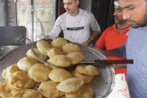 Sabri Bhatura Shop | Best Punjabi Breakfast | Bhature /Chole Rice /Nutri Rice - Indian Street Food