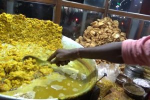 Super Fast Man Selling Spicy Chaat - 20 rs Per Plate - Indian Street Food Agartala