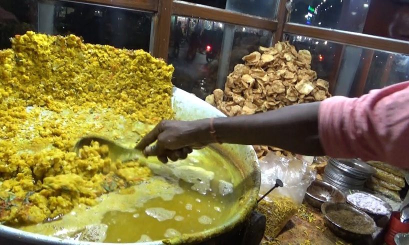 Super Fast Man Selling Spicy Chaat - 20 rs Per Plate - Indian Street Food Agartala