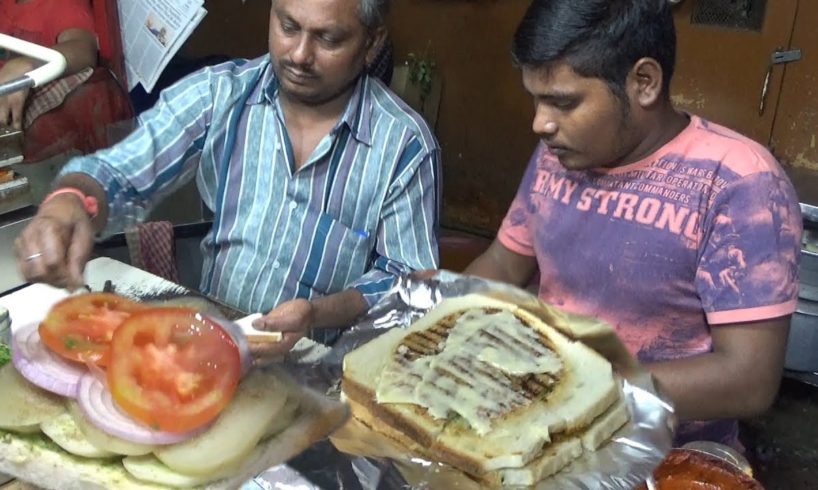 A K Sandwich Stall - Mumbai People Enjoying Healthy Veg Sandwich - 25 rs per piece