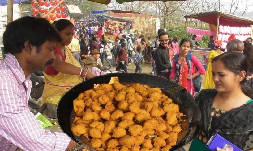 Bengali Husband Wife Selling Dal Pakoda @ 20 rs Per 100 gram - Indian Village Street Food