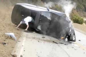 DEADLIEST CAR CRASHES COMPILATION 2019!!!BRUTAL CAR CRASHES OF DECEMBER 2019!!WORST DRIVING FAILS#70