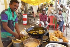 Happy Seller in Yatavmal Maharashtra Street - Best Breakfast - Moong Dal Vada @ 10 rs Plate