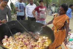 Hardworking Lady & Man Preparing Mutton Curry for Picnic Party - Chandannagar New Digha Park