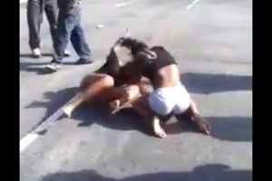 Hood fights (Girl fight) New) Girls Fighting Over Boy 2018