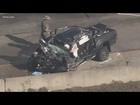 Houston police officer killed in wrong-way crash on I-10