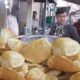 India's Fastest Kachori Seller - 3 Piece Kachori with Curry & Salad @ 15 rs - Indian Street Food