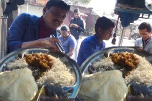 Best Place to Eat Chole Bhature & Chole Chawal in Siliguri -Price @ 20 rs plate - Indian Street Food
