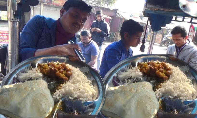 Best Place to Eat Chole Bhature & Chole Chawal in Siliguri -Price @ 20 rs plate - Indian Street Food