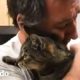 Hombre se reencuentra con su gato luego de 7 años desaparecido | El Dodo