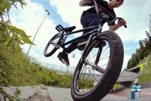 PEOPLE ARE AWESOME l BMX version HD