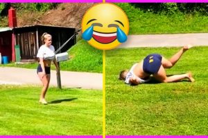 Try Not To Laugh Extreme | Ultimate Epic Fails and Scare Cam Pranks Compilation | Funny Vines 2020