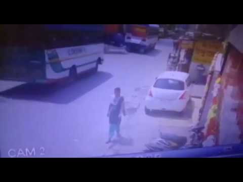 Exclusive: Barrackpore Road Accident CCTV Footage ||Death Captured Live|| 18/04/2019.