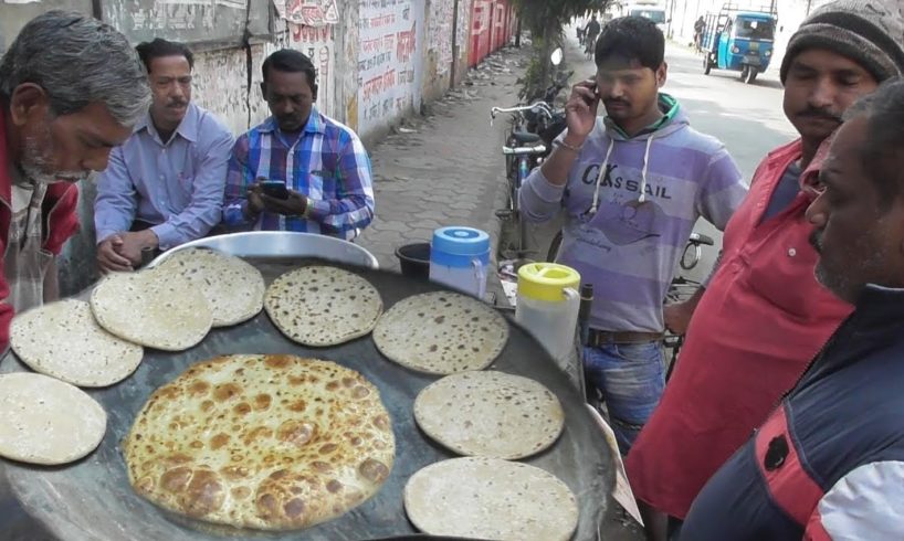 Old Hard Working Vendor - Litti Paratha @ 5 rs Each - Indian Street Food