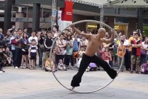 Amazing Taiwan Coolest Street Performer | Incredible People 2016 | People are awesome