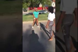 BLACK FAMILY FIGHTS OTHER FAMILY.  Hood Fights