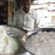 Dahi Chira @ 20 rs plate - Most Healthy Street Food in Kolkata - Indian Street Food