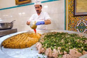 Persian KINGS of Minced Lamb!! ?SHOCKING IRANIAN FOOD in Isfahan, Iran!! ??