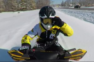 Snowmobile Drifting and Trail Riding Ski-Doo MXZ 600
