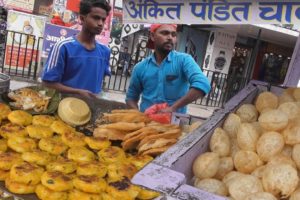 Young Hard Working Man Preparing Aloo Tikki Chaat - Ankit Pandit Chaat - Ranchi Street Food