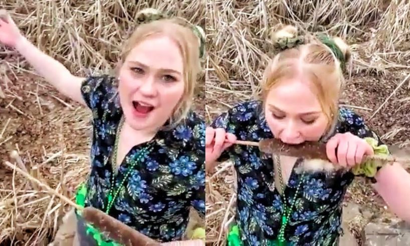 SHE FOUND A NATURAL CORNDOG OUT IN THE WILD