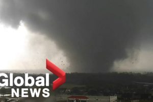 Tornado caught on camera tearing through Arkansas city