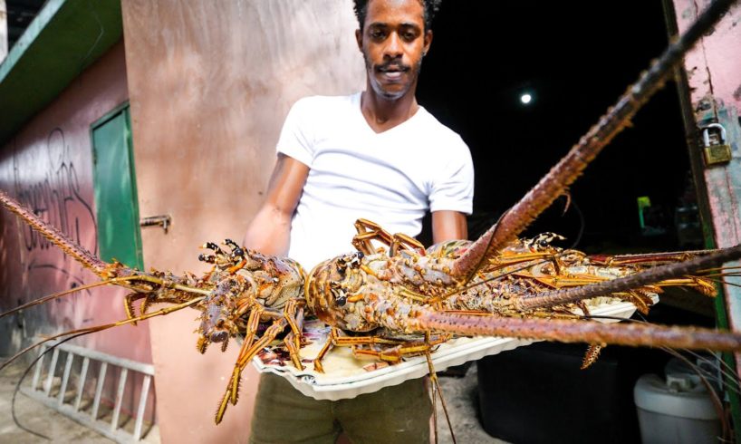 Fried Lobster Jacuzzi ? JAMAICAN FOOD ?? Beach Party at Hellshire Beach, Jamaica!