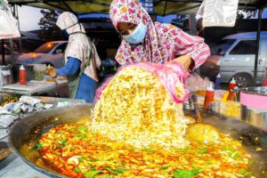 $0.49 BIGGEST and CHEAPEST Street NOODLES in the WORLD! + BEST MALAY Street Food Tour of Terengganu!