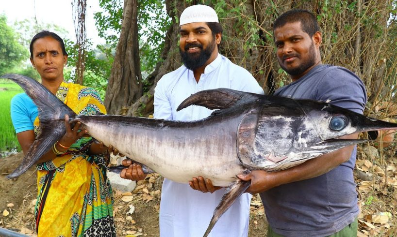 Amazing Big Fish Curry || Bathukonam Fish Masala gravy || Fish Cutting skills ||