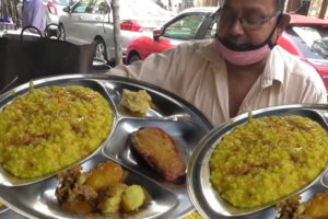 Amazing " Bhola Da " 30 Yrs Experience | Khichri Thali Only 30 Rs Plate | Indian Street Food