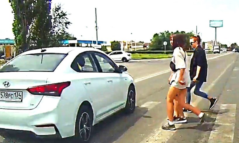 BEST OF DASHCAMS - DRIVING FAILS, INSTANT KARMA & WTF Compilation - 2021 / Episode #92