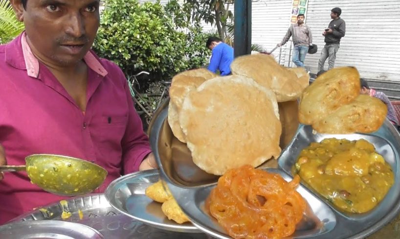 Best Breakfast in Ranchi - Puri - Dhooska & Jilebi @ 6 rs Each - Indian Street Food