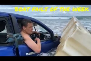 Destructive waves | Boat Fails of the Week