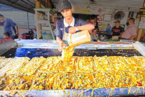 EXTREME Street Food in MALAYSIA!!! BIGGEST OMELETTE MASTER (100 Eggs) + BEST Street Food of Malaysia