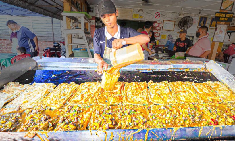 EXTREME Street Food in MALAYSIA!!! BIGGEST OMELETTE MASTER (100 Eggs) + BEST Street Food of Malaysia