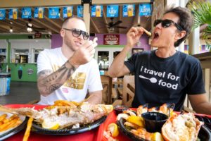 Food in Florida!! ? SWEET PINK SHRIMP + Yellowtail Snapper in Key Largo, USA!