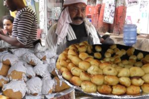 Hardworking Chacha - Girish Chaat Ranchi - Tikki Chaat @ 25 rs Plate - Indian Street Food