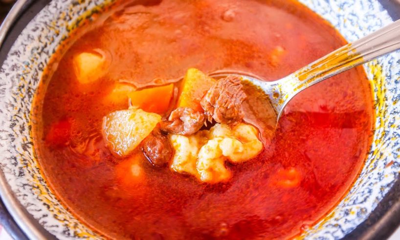 Hungarian Food!! ?? AMAZING GOULASH + Top Attractions in Budapest, Hungary!