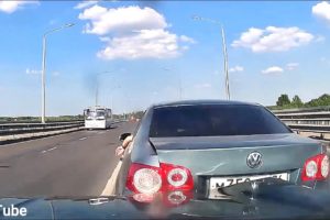 Idiots In Cars 90