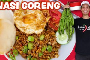 Indonesian Street Food ??  NASI GORENG RECIPE - Fried Rice!! | Street Food at Home Ep. 3