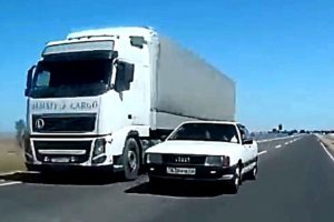 Overtaking - (TOTAL IDIOTS ON THE ROAD)