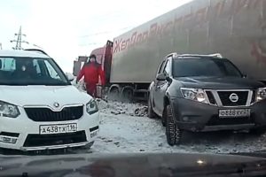 Russian car crash compilation 2021 - Driving Fails and Bad drivers #26