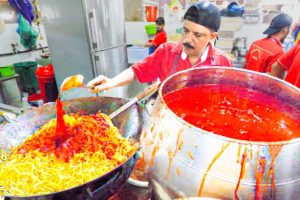 Street Food in Penang - MASSIVE $1.00 Indian Squid Noodles!!! + Oyster Omelette & Street Noodle Tour