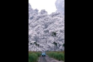 Top 5 Biggest Volcanic Eruptions Recorded on Camera (Near Death Compilation)