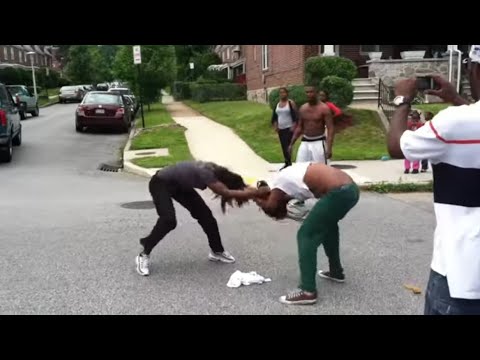 West Baltimore Girl Fight On North LongWood Hood Fights
