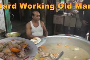 70 Years Old Active Kolkata Old Man | Paratha with Chicken Soup @ 60 rs plate